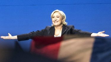 Va a duplicar el resultado obtenido por su padre, Jean-Marie Le Pen, durante los comicios presidenciales de 2002, pero para alcanzar el Elíseo debería triplicarlo.