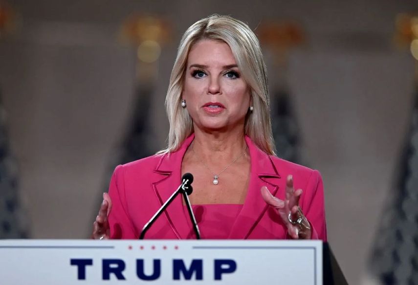 Pam Bondi, la seleccionada por el presidente electo Donald Trump para el puesto de secretaria de Justicia.