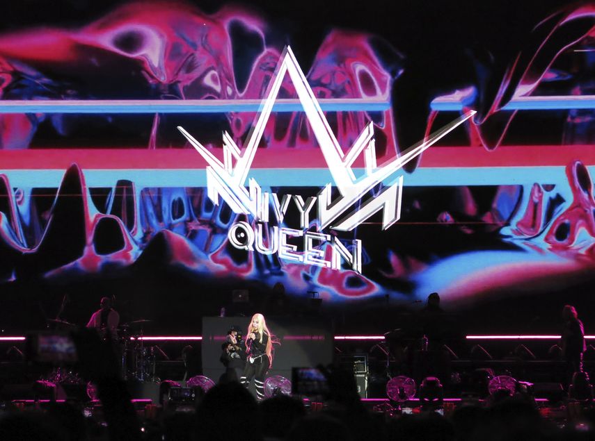 La cantante puertorriqueña Ivy Queen durante su concierto en el Coca-Cola Flow Fest en la Ciudad de México, el sábado 25 de noviembre de 2023.
