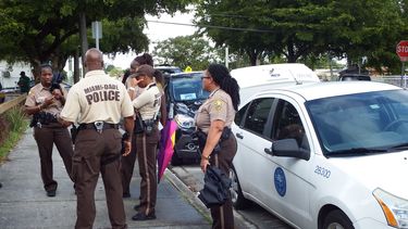 La POlicía de Miami-Dade investiga los hechos.