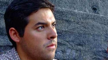 Goicoechea se inscribió entre los candidatos a la elección de alcaldes que se celebrará el 10 de diciembre.