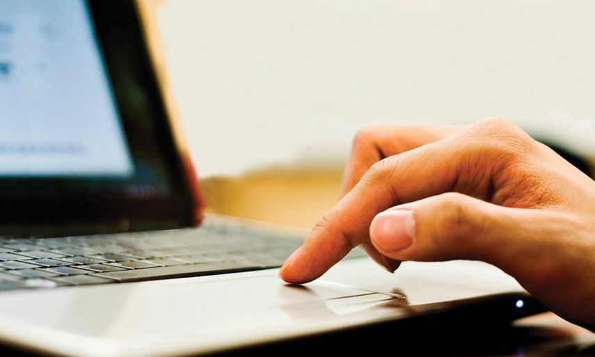 Puede inscribirse para votar a través de internet.