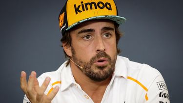 Alonso se mostró complacido con el entusiasmo de los fanáticos mexicanos que este viernes registraron una buena entrada en las tribunas del autódromo