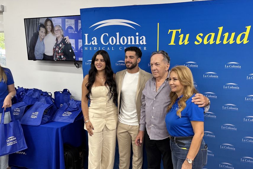 Palabras de apertura del evento de entrega de almuerzos por Acción de Gracias, con La Colonia Medical Center y De Hostos Senior Center. 