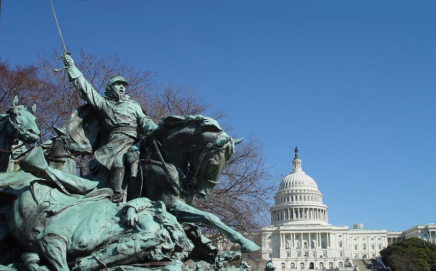Vista parcial del conjunto monumental The Cavalry, frente al Capitolio en Washington DC.