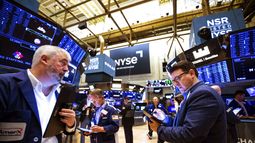 La actividad en la Bolsa de Valores de Nueva York el 5 de mayo del 2022.
