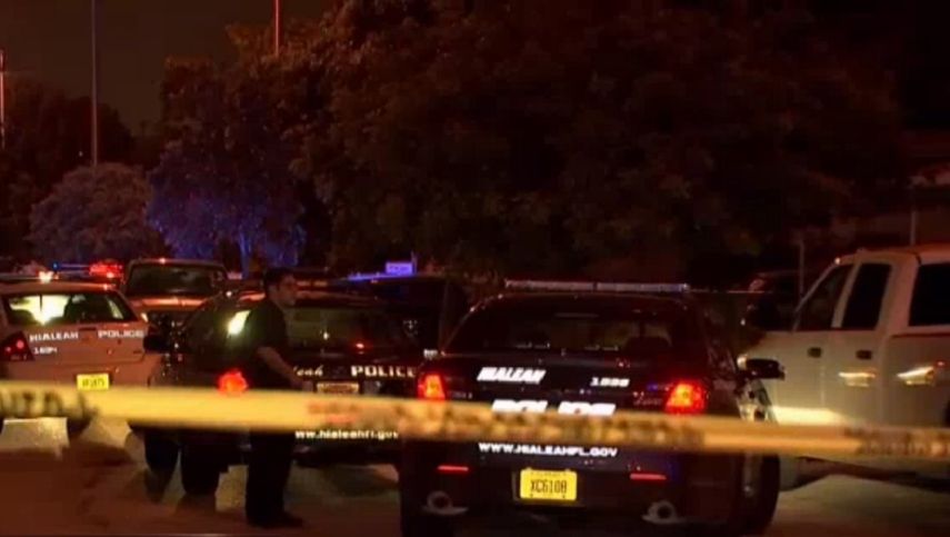 Según las autoridades, podríia tratarse de un asesinato/suicidio, después de una fuerte discusión entre la pareja. (IMAGEN REFERENCIAL)