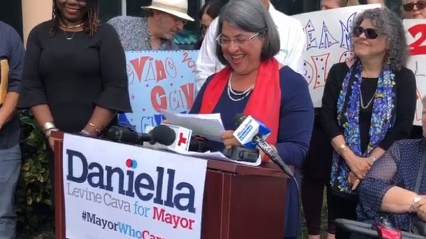La comisionada Danielle Levine Cava, en el momento en el que anunciaba su candidatura a la alcaldía de Miami-Dade.