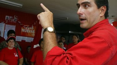 El primero en Costa Rica en emular a Trum o a la política de la extrema derecha francesa, Marine Le Pen; fue Otto Guevara, el líder populista del derechista Movimiento Libertario.