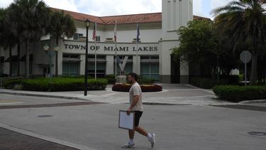 Ayuntamiento de Miami Lakes.