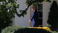 El presidente Donald Trump sale de la Oficina Oval de la Casa Blanca, el mi&eacute;rcoles 23 de octubre de 2019, en Washington.&nbsp;