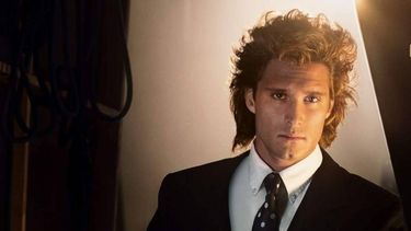 Se han eliminado escenas con contenido sexual.