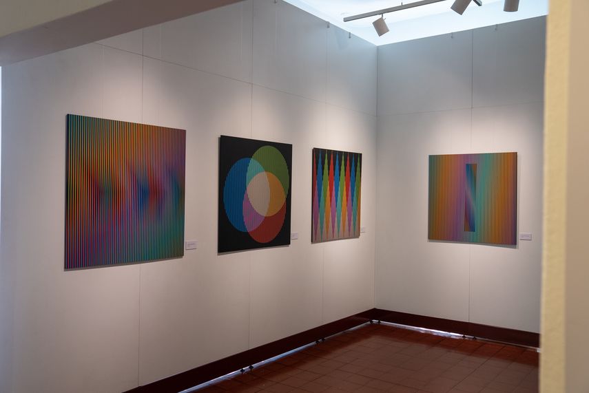 Vista de la exposicion RGB. Los Colores del Siglo, Museo de Arte Costarricense (MAC), San Jose, Costa Rica.