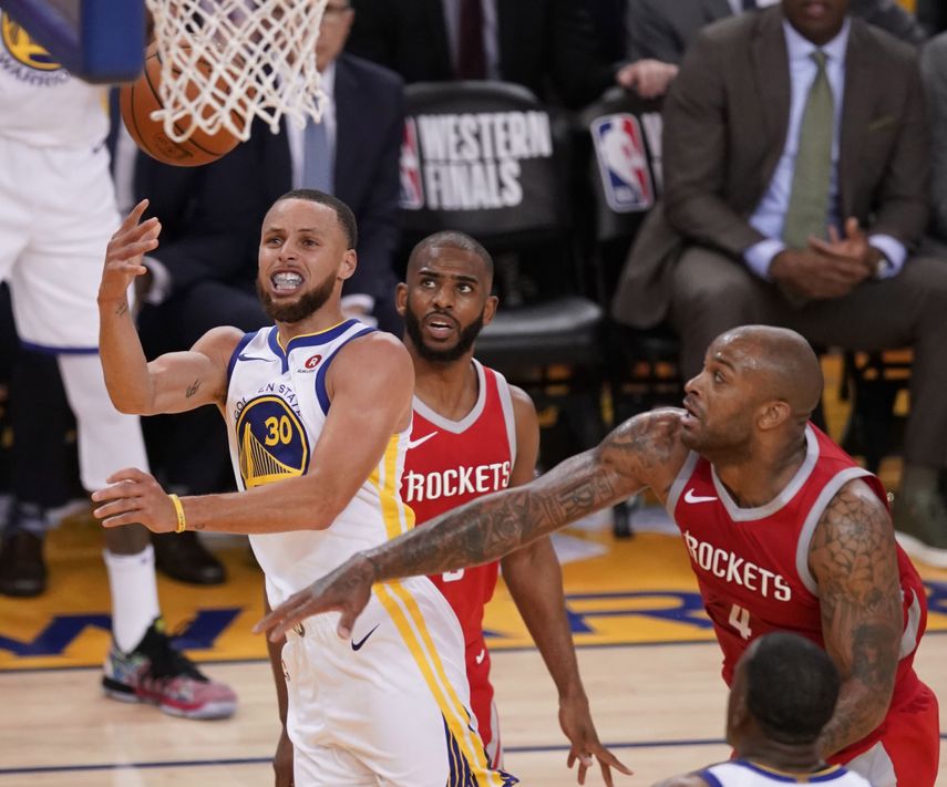 El cuarto partido se jugará el próximo martes en el mismo escenario del Oracle Arena.