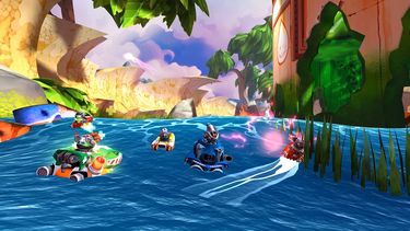 En Battle Bay los jugadores se enfrentan en batallas navales en dos equipos de cinco personajes.