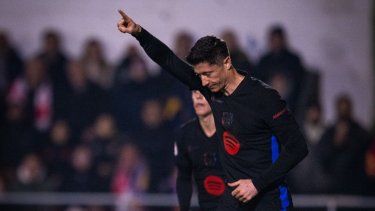 El polaco Robert Lewandowski celebra el gol anotado por el Barcelona en Copa del Rey