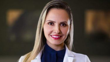 María José Salas, enfermera certificada avanzada y experta en tratamientos inyectables de rejuvenecimiento facial.