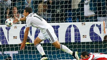 Chicharito tuvo su mejor partido desde que llegó al club merengue (EFE)