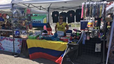 Venta de objetos típicos de Colombia.&nbsp;