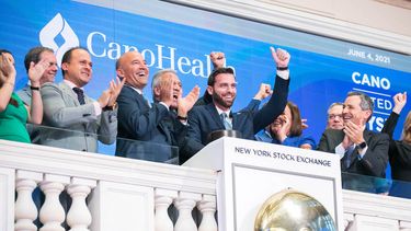 A partir del 4 de junio de 2021, las acciones ordinarias de Clase A de Cano Health cotizan en la Bolsa de Valores de Nueva York (NYSE) bajo el símbolo CANO.
