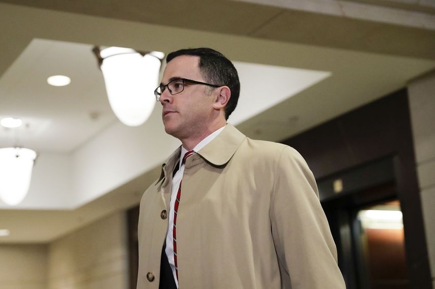 Tim Morison, exasesor de Seguridad Nacional del presidente Donald Trump, arriba para una sesi&oacute;n a puertas cerradas como parte de la investigaci&oacute;n de juicio pol&iacute;tico en la C&aacute;mara de Representantes el jueves, 31 de octubre del 2019, en el Capitolio en Washington.