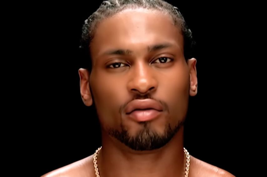 Captura de pantalla del ícono del soul DAngelo en el videoclip Untitled (How Does It Feel)&nbsp;