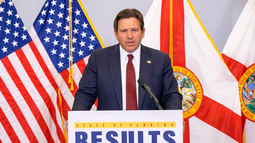 Ron DeSantis, gobernador de Florida. Ron DeSantis, gobernador de Florida.