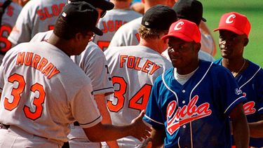 Cuba y los Orioles ya jugaron en 1999 en La Habana .(ARCHIVO)