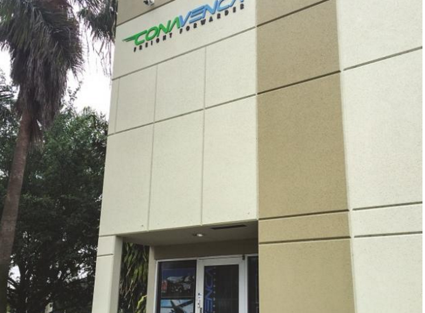 En esta empresa de Doral supuestamente estaría la fábrica de papeles de la firma Sunflower Extra LLC (D.CASTROPÉ)