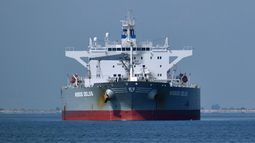 Uno de los llamados buques tanqueros, que trasladan toneladas de petróelo. Uno de los llamados buques tanqueros, que trasladan toneladas de petróelo.