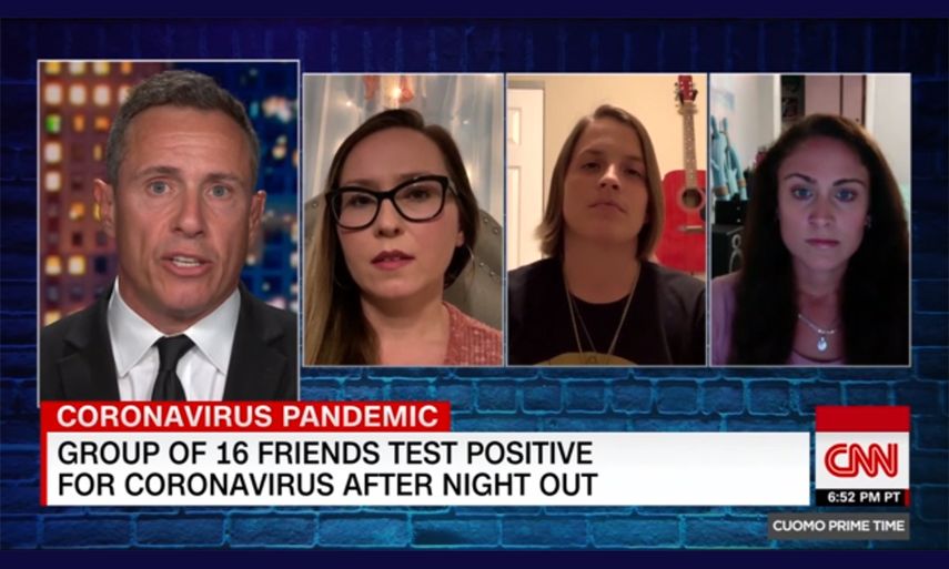 Chris Cuomo entrevista a tres j&oacute;venes en CNN.
