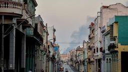 Las calles en La Habana lucen vacías, la población ha decidido aislarse ante el avance del coronavirus.&nbsp;