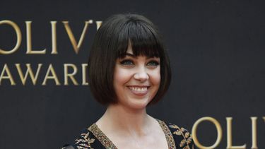 La bailarina británica Leanne&nbsp;Cope, a su llegada a los Olivier Awards en el Royal Albert Hall, en Londres.