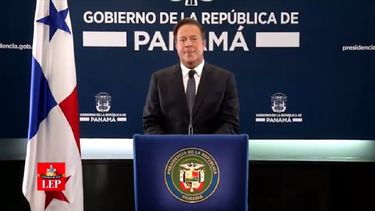 La medida, añadió el presidente de Panamá, se mantendrá hasta que se recupere el orden democrático, se restablezca la Constitución y se respeten los derechos humanos en Venezuela.