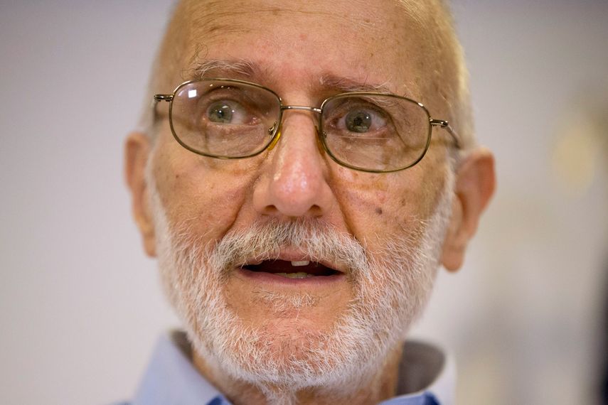 La Casa Blanca anunció este lunes la tradicional lista de invitados de la primera dama de EEUU al discurso de mañana en el Capitolio, entre los que se encuentran Alan y su esposa, Judy Gross. 