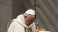 El papa Francisco oficia una misa en la Basílica de San Pedro, en el Vaticano, el 28 de marzo de 2024. 
