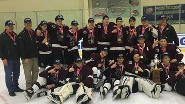 Los Eagles superaron al Jesuit con una puntuación de 7 a 4.