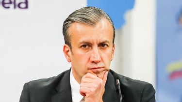 Fotografía de archivo fechada en abril de 2018 del oficialista Tarek El Aissami, en Venezuela.