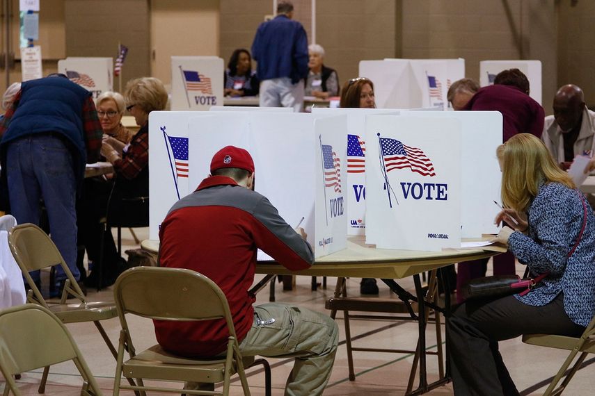 Algunos de los temas sometidos a consulta son la marihuana, la pena de muerte, el salario mínimo o los impuestos