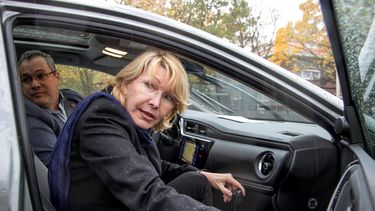 La fiscal de&nbsp;Venezuela&nbsp;Luisa Ortega Díaz pidió ante la Corte Penal Internacional (CPI) una orden de arresto internacional contra el mandatario venezolano Nicolás Maduro.