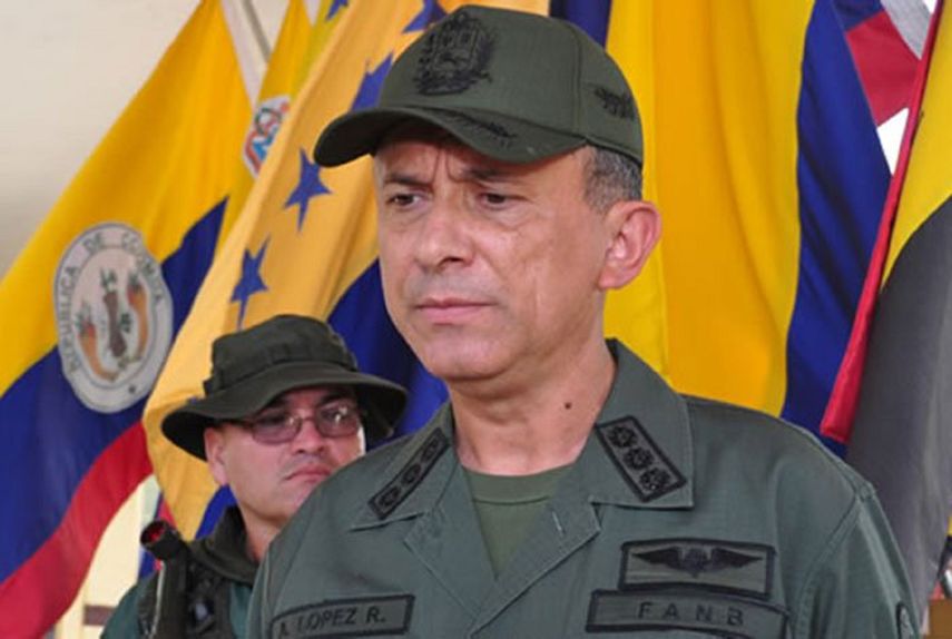 López Ramírez se habría apartado del Gobierno de Maduro al no estar de acuerdo con el proceso Constituyente