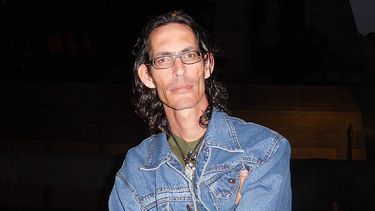 El poeta cubano Geovannys Manso acaba de publicar un poema en la antología Balseros. (CORTESÍA)