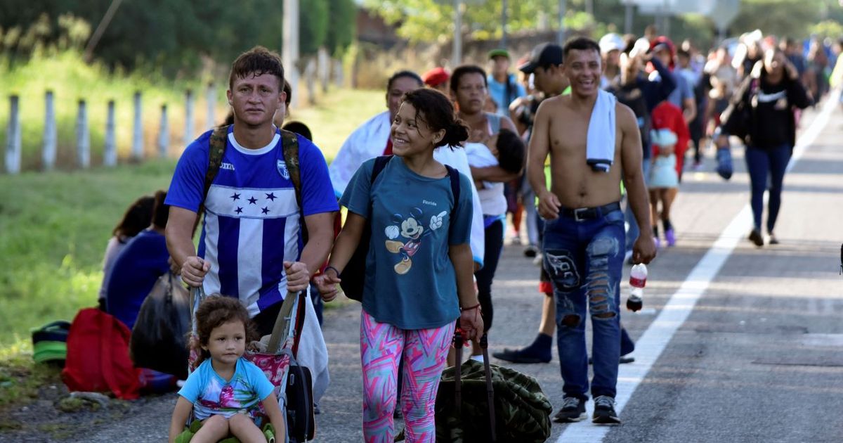 Caravana con 5.000 migrantes avanza en M xico con destino a EEUU