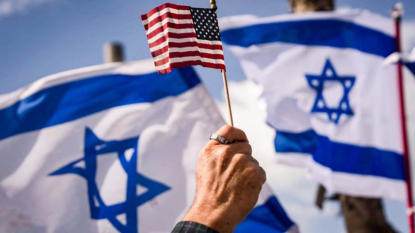 Entre banderas, Estados Unidos mantiene su apoyo a la solución pacífica del conflicto hebreo-musulmán.