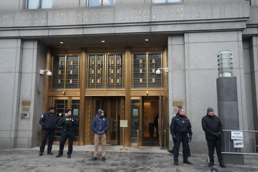 Nicolás Maduro fue llevado al tribunal federal de EEUU, donde hubo fuerte presencia del personal de seguridad&nbsp;