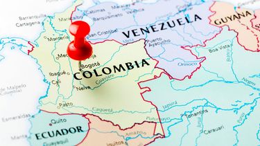 Hallan más de 750 minas antipersonas en frontera con Colombia