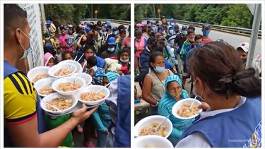 Migrantes venezolanos reciben alimentos del proyecto Hope For Venezuelan Refugees.&nbsp;