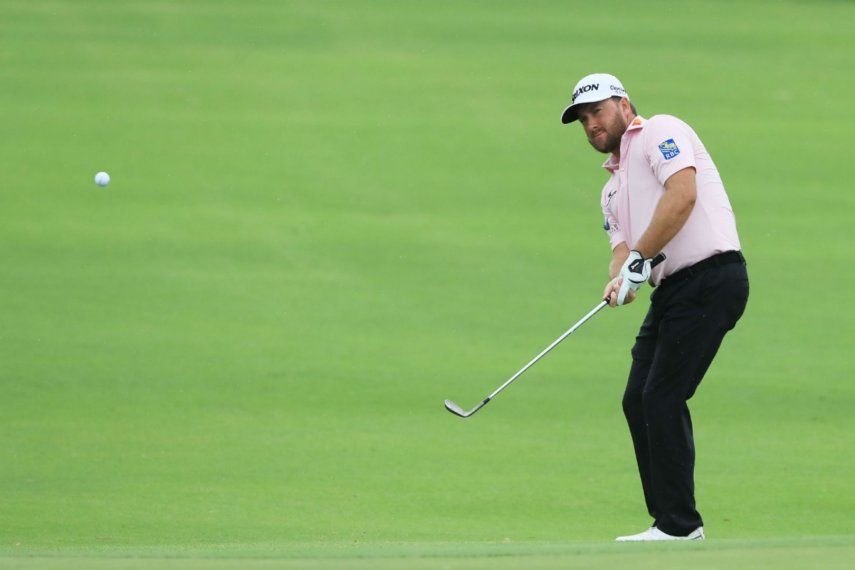 Una fotografía tomada el 12 de enero de 2020 muestra a Graeme McDowell en acción durante la ronda final del Sony Open en Hawái.&nbsp;