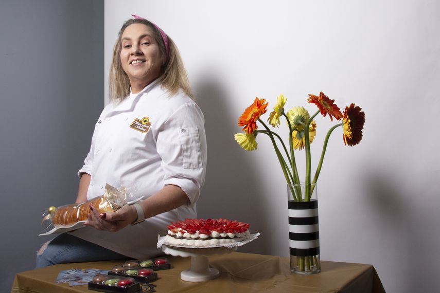 La venezolana Pamela Rojas, propietaria de Sun Flower Bakery.