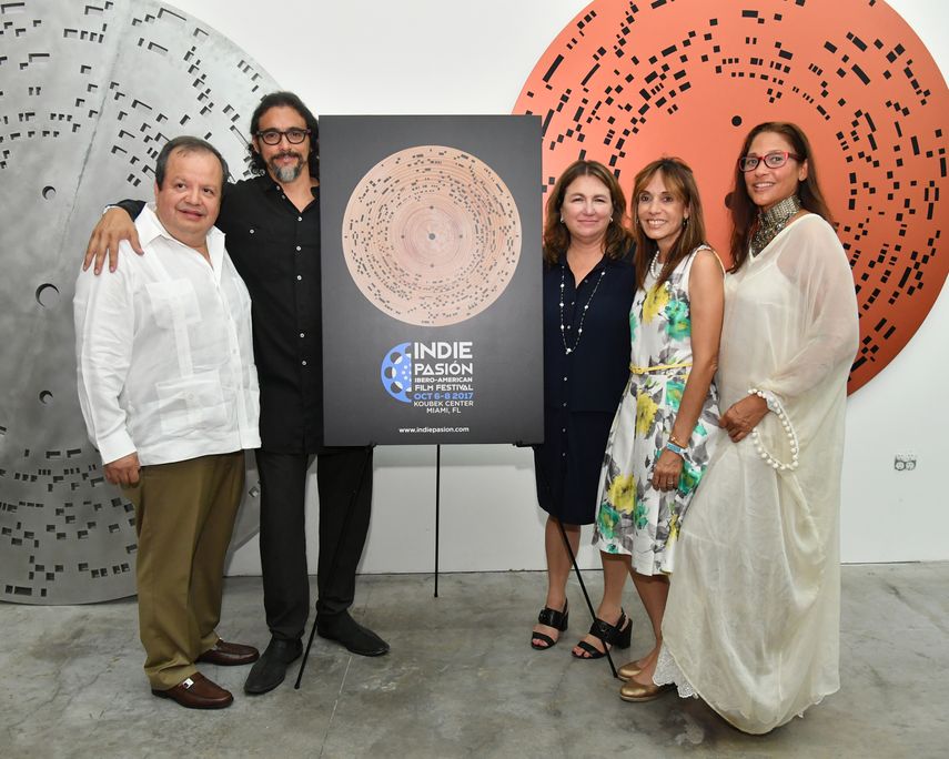 Fernando Arciniega, Antuan Rodríguez, Paulina Montes, Gabriela Santos y Luchi Estévez.